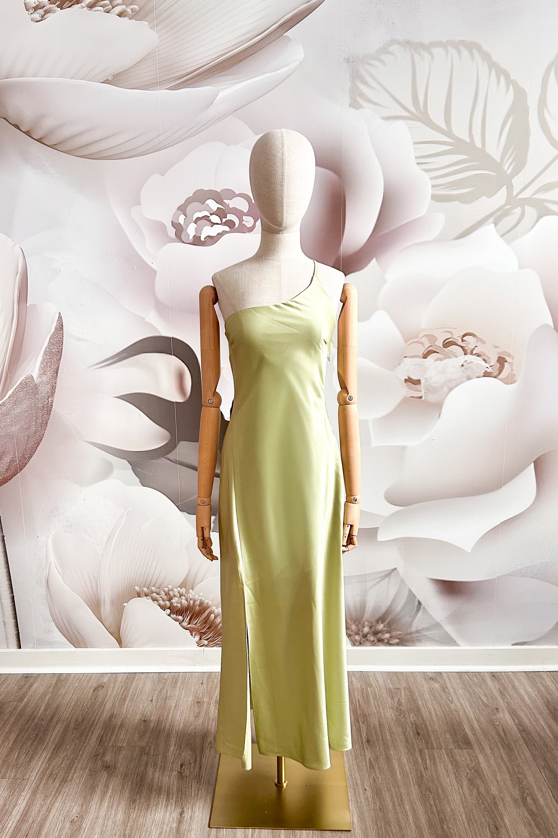 One-Shoulder Satin Midi Dress with Open Back Elegant Cocktail & Wedding Guest Dress Her Closet Mtl inc. / Boutique Chez Elle Mtl Inc. One-Shoulder Satin Midi Dress with Open Back Elegant Cocktail & Wedding Guest Dress Her Closet Mtl inc. / Boutique Chez Elle Mtl Inc.