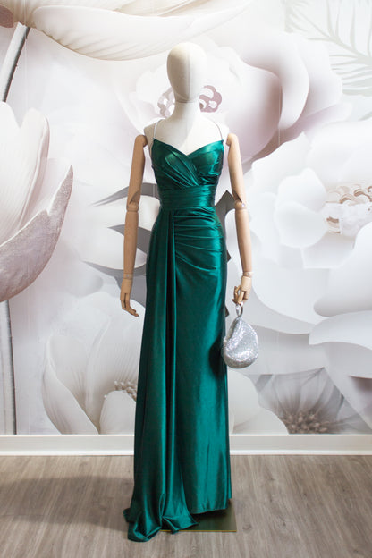MIRA Her Closet Mtl inc. / Boutique Chez Elle Mtl Inc. MIRA Her Closet Mtl inc. / Boutique Chez Elle Mtl Inc.